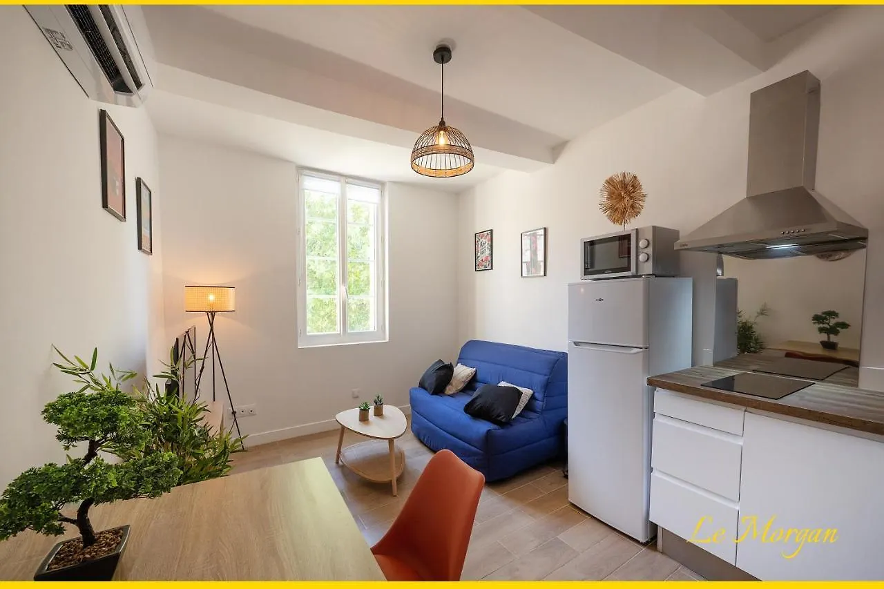 Le Morgan - Magnifique Appartement Cours Principal Plein Centre Avec Parking Salon-de-Provence